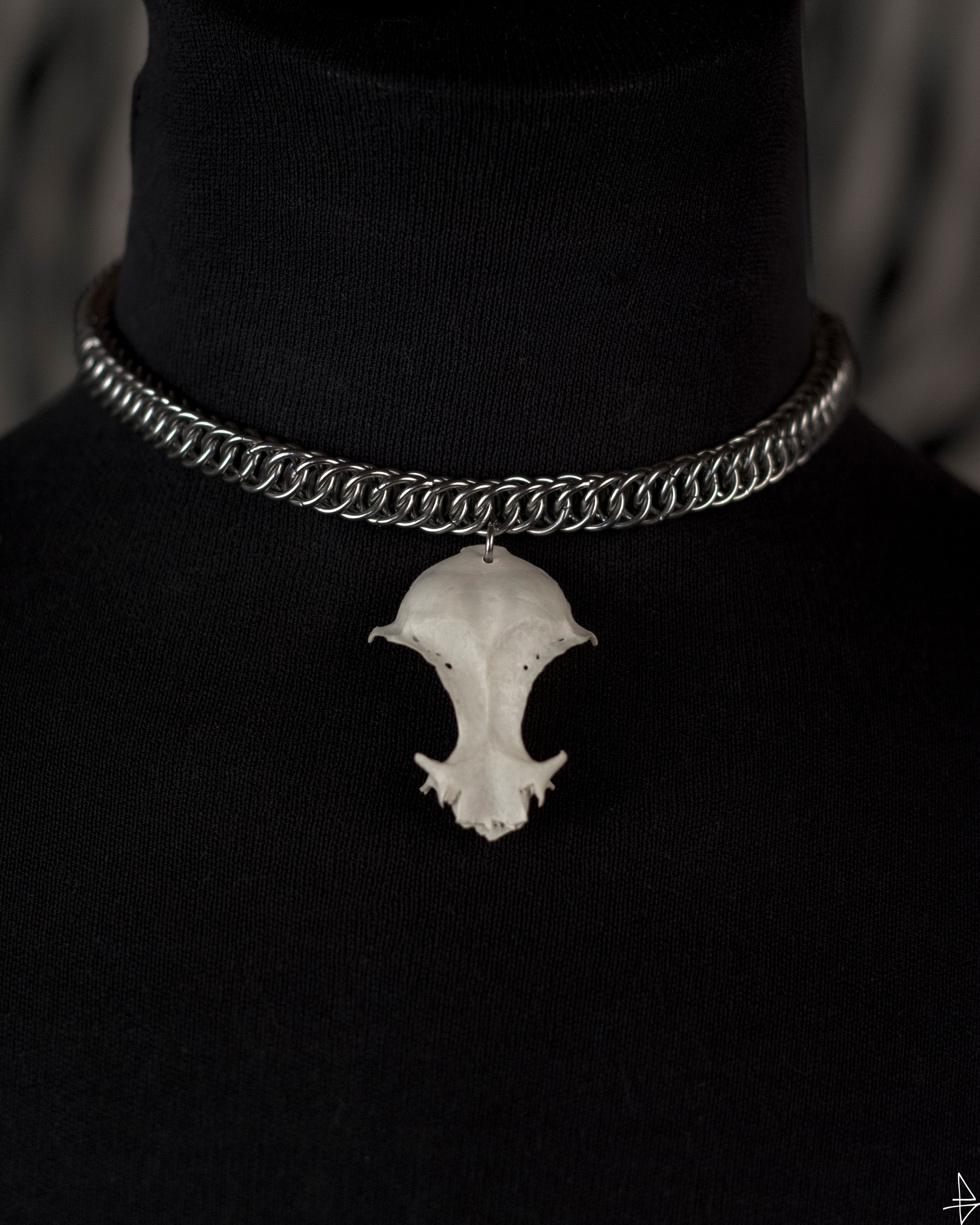 Collier choker Sombre